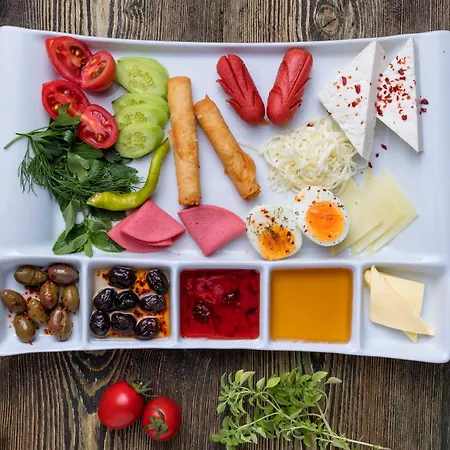 Beyond מלון אנטליה