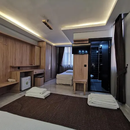 Hotell Beyond 2*