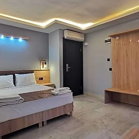 Beyond Hotel 2*