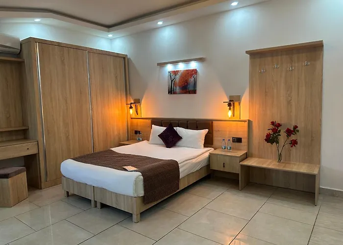Hotell Beyond 2*