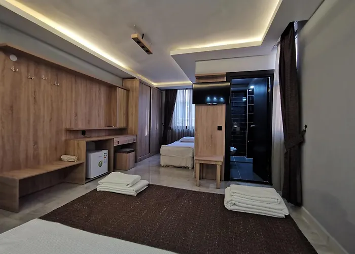 Hotell Beyond 2*